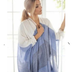 NWOT Mer Sea "thinny" travel wrap with bag